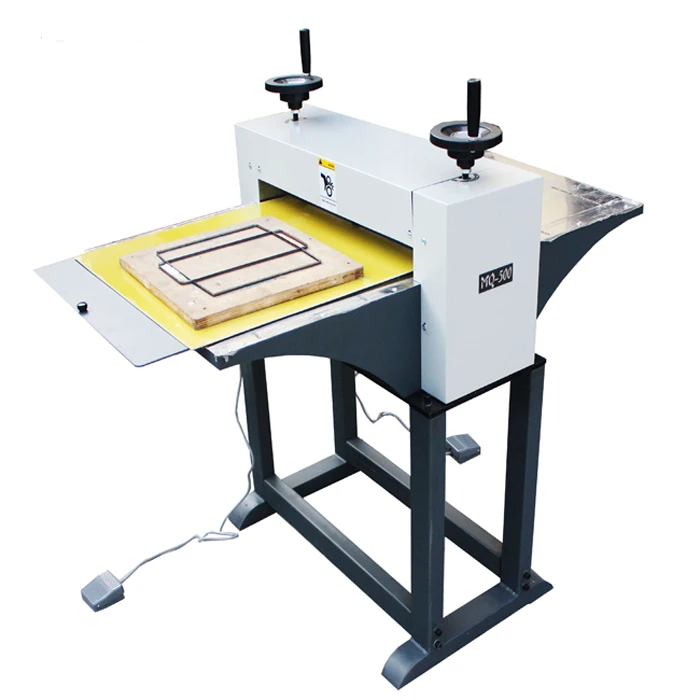 Industrial Semi Automatic Flat Bed Manual Paper Box Roll Creasing And Die Cutting Machine Roller Die-Cutting Press Machine