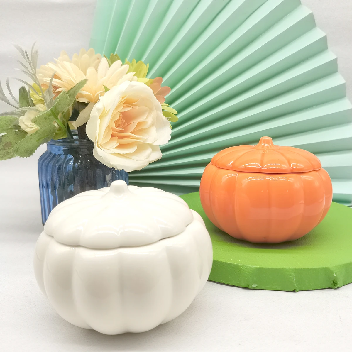 Custom Ceramics Pumpkin Shaped Jar Natural Soy Wax Candle For Home Decoration Thanksgiving Christmas Halloween