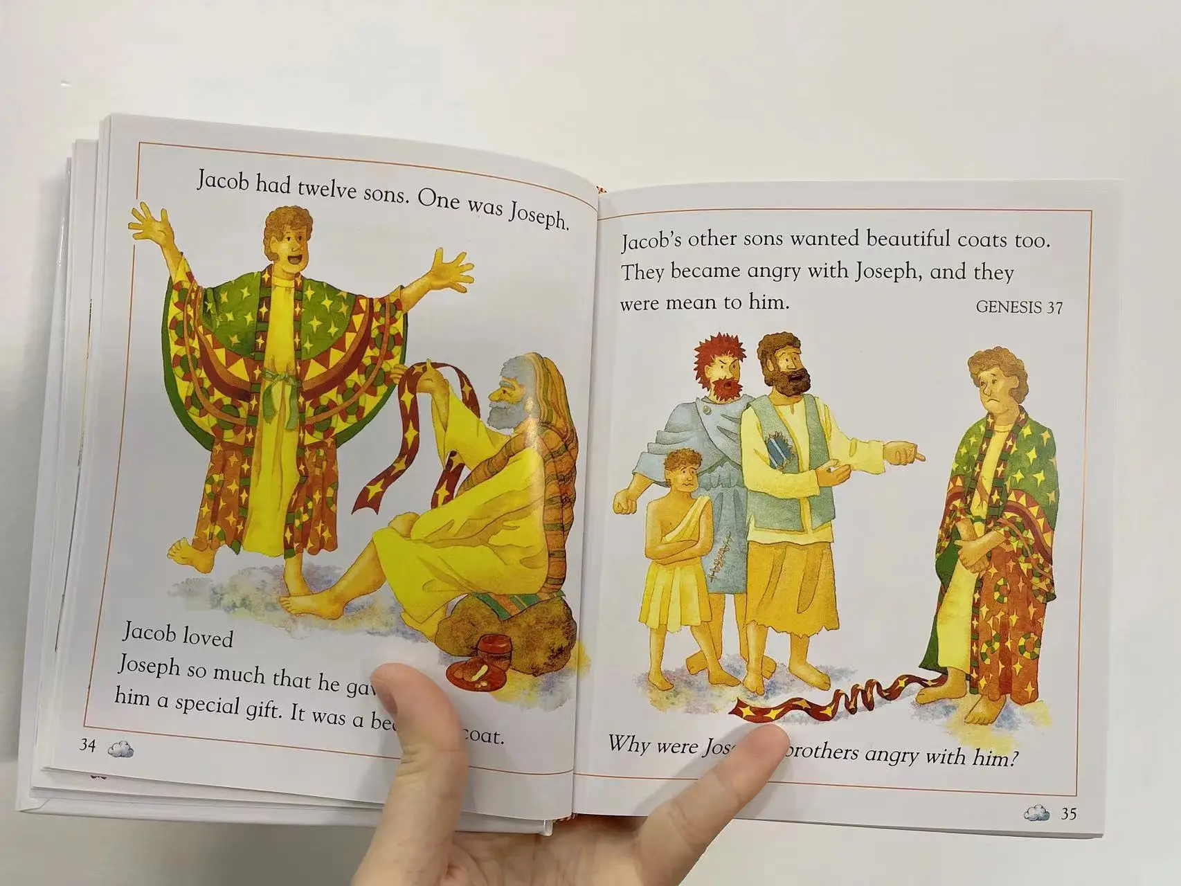 Книга в твердом переплете для детей Dk A First