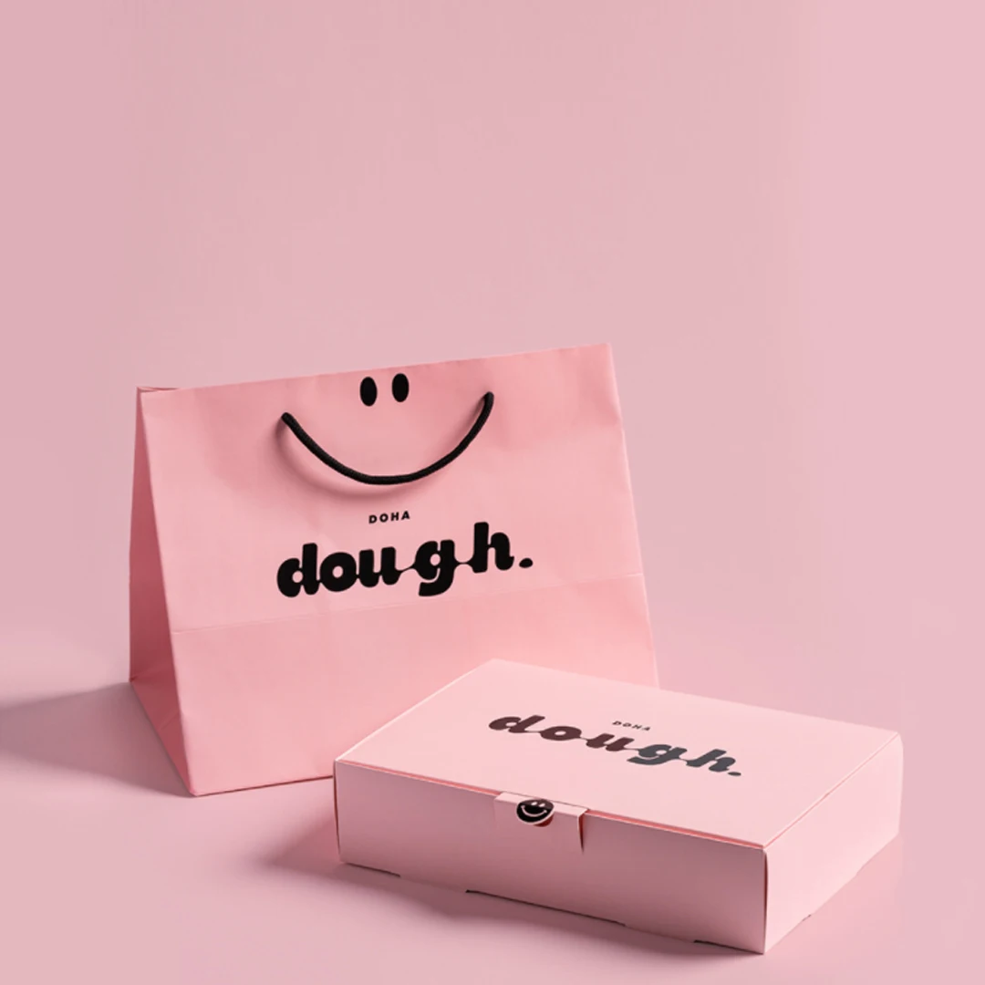 Custom food grade biodegradable pink color takeout delivery box cookie mochi food packaging donuts boxes