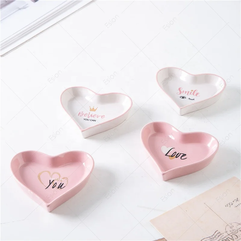 Popular mini Heart Shaped pink Ceramic Dessert Container white dipping sauce plate Ceramic Dinner Plate