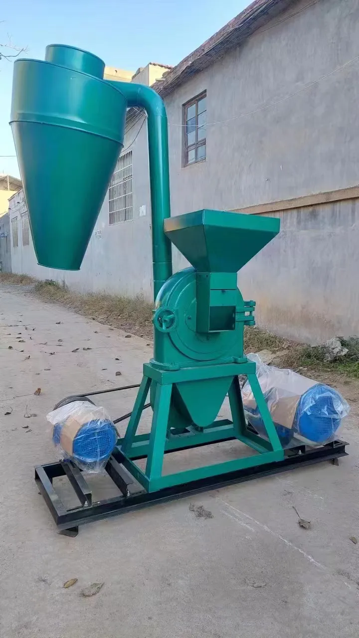 Model 360 Hammer Mill Self - Suction Corn Flour Grinding Machine Household Small Chinese Herbal Animal Feed Crusher