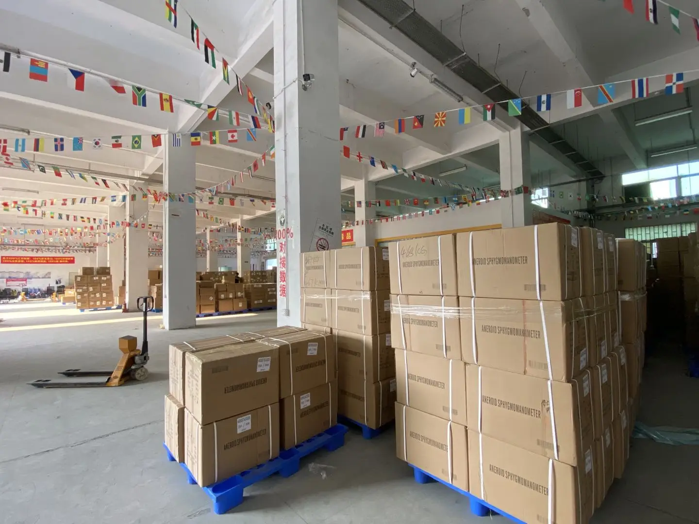Shipping agents in shenzhen to germany/france/finland UPS/FedEx/DHL international express shipping small package
