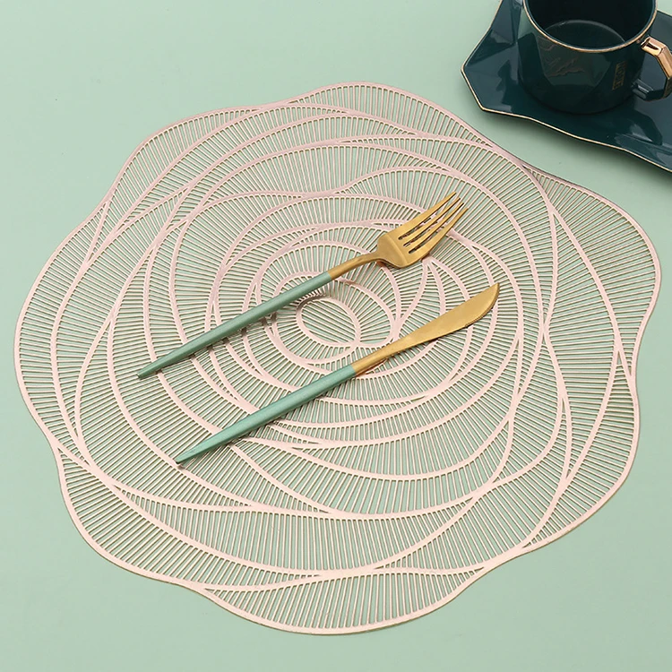 Wedding Decoration Color Desk Pad Rose Shape Plastic Dinner Plate Table Mats Luxury Gold Pvc Placemats For Dining Table
