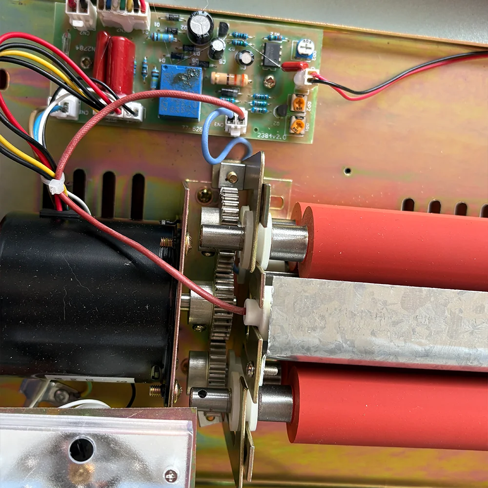 MY-320 Electric Paper Laminating Machine Dual Mode Hot & Cold Size Capable from A3 to A6 for Photos & Documents Protection