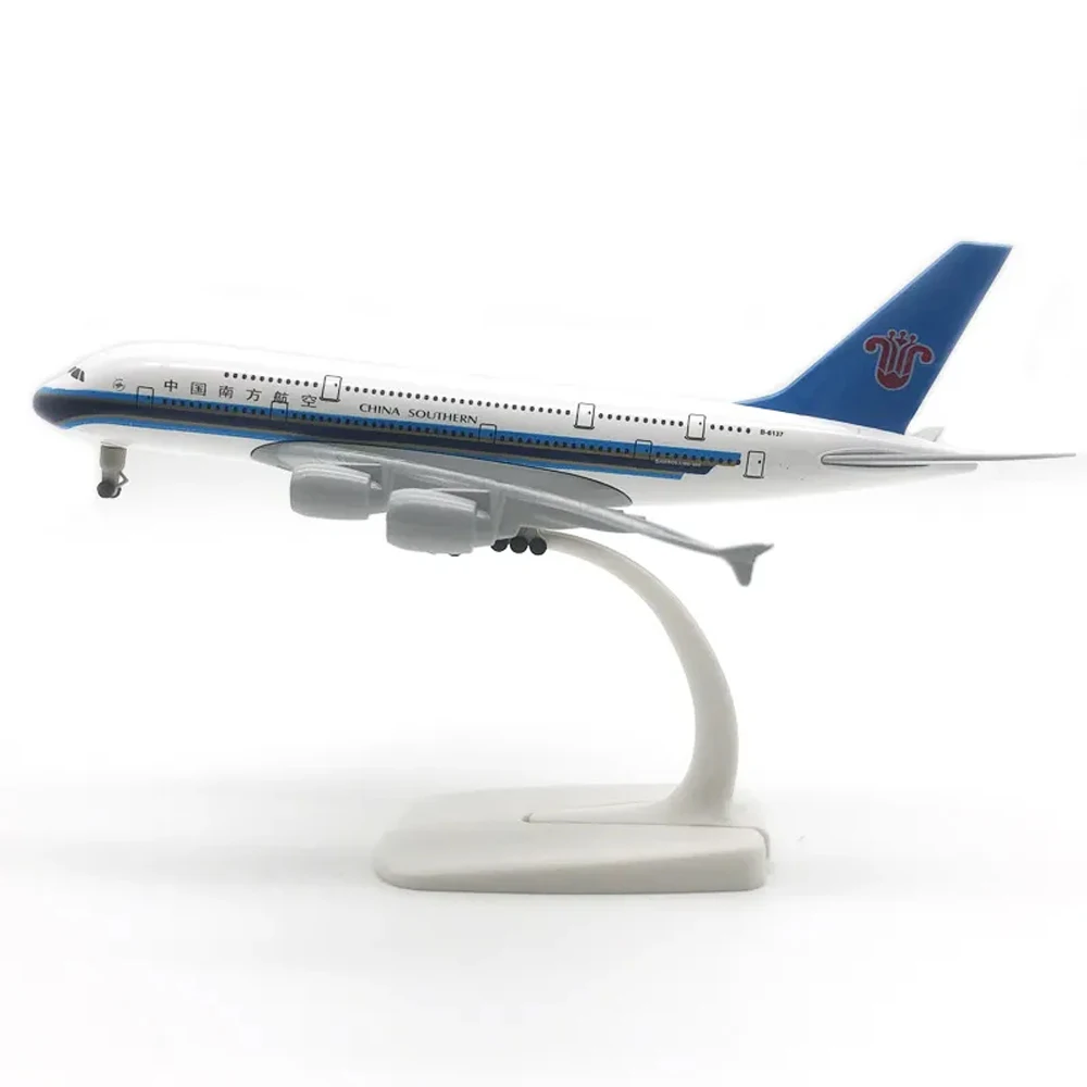 20cm Metal 1:200 China Southern C919 Airline B777 Plane Alloy Scale Civilian Aircraft Models with Landing Gear