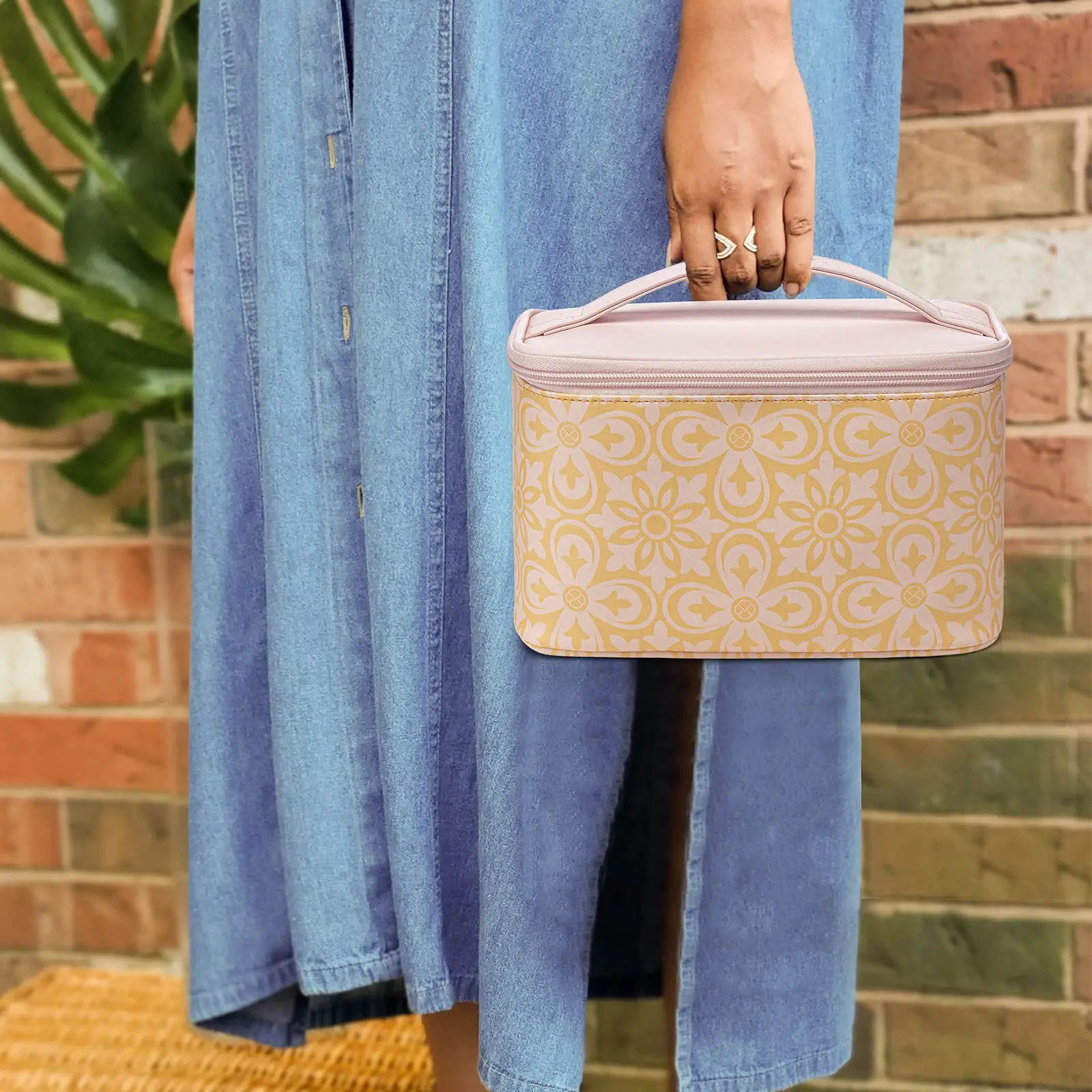 New Custom Leather Waterproof Cosmetic Bag Floral Pu Leather Cosmetic Bags Large capacity Makeup Organizers