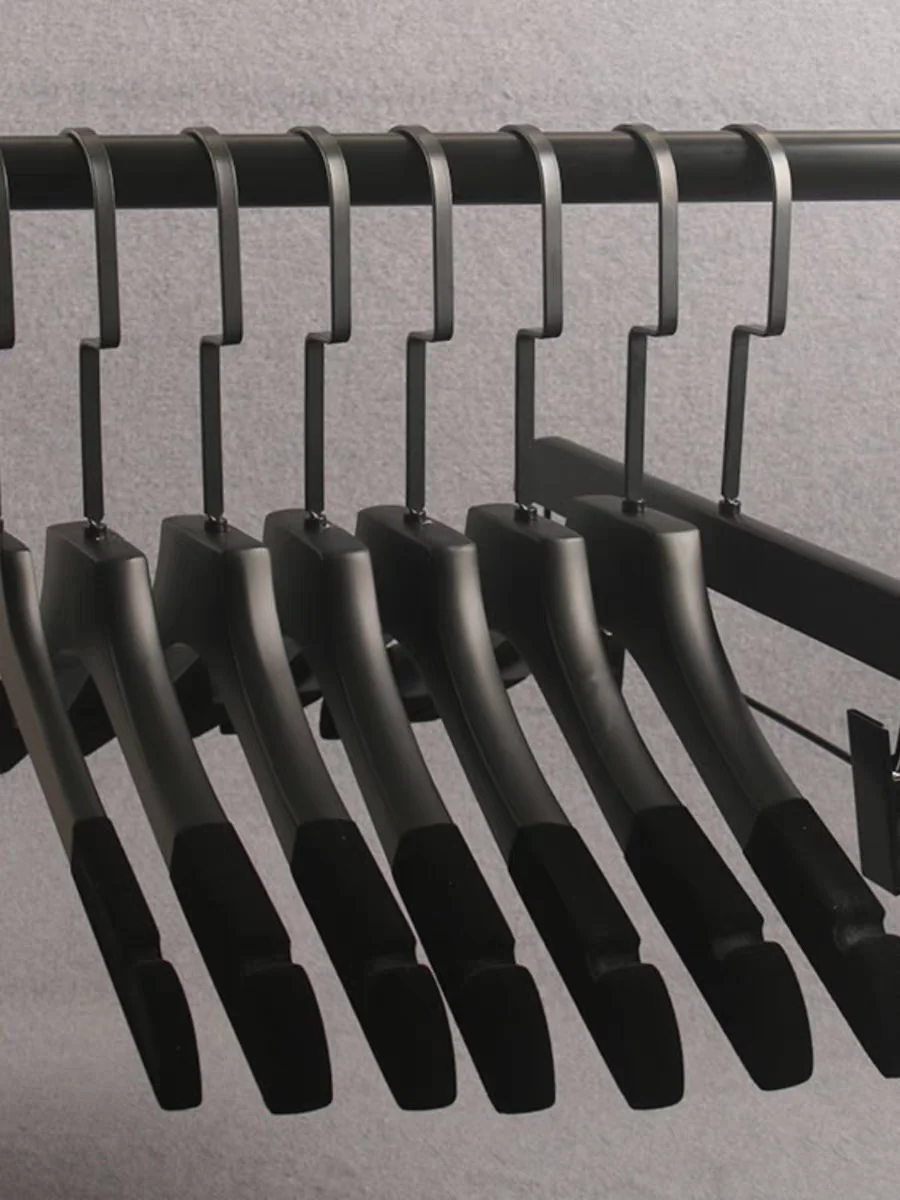 High Quality Black color Wooden Clothes Hangers Wooden Suits Coats Pants hangers