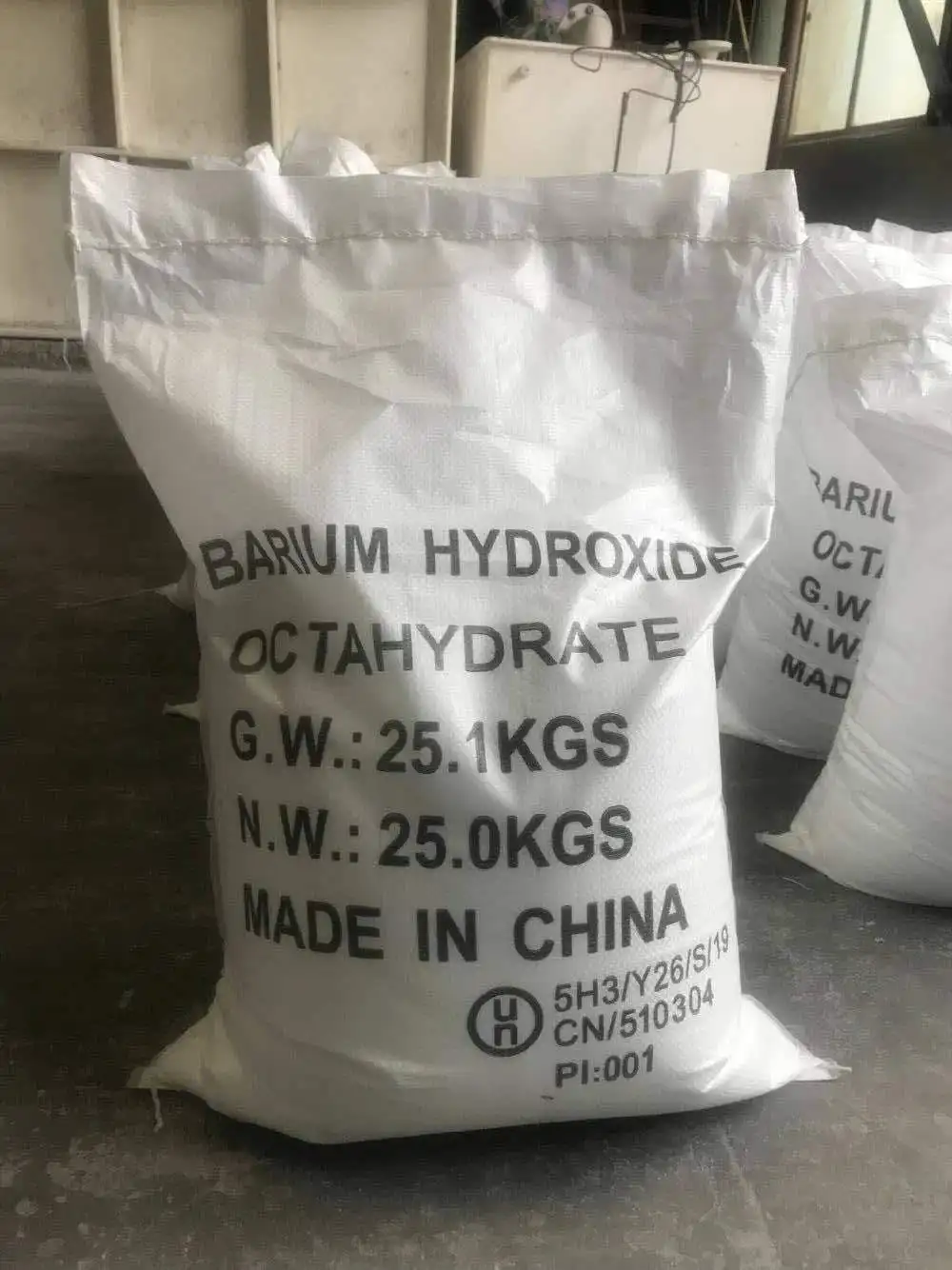 
High Quality Octahydrate Barium Hydroxide Ba(OH)2.8H2O for waste water treatment 