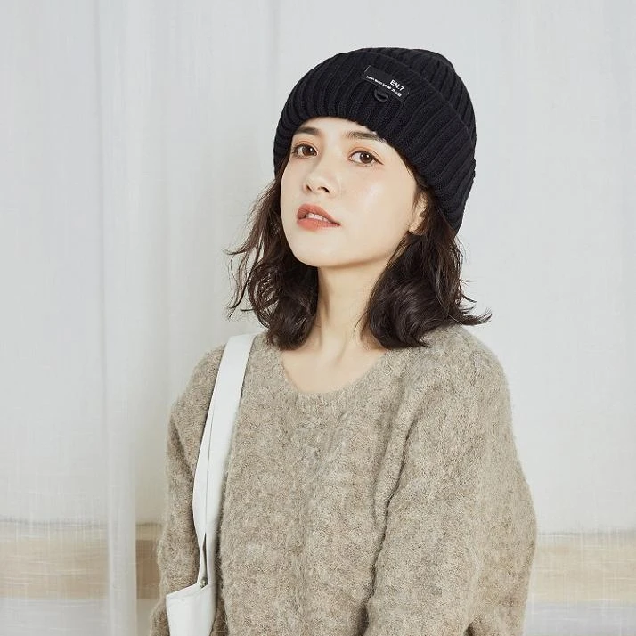 Fashion Sport Style Winter Hat Beanie Wool Baseball Cap Custom Black Knitted Hat for Women