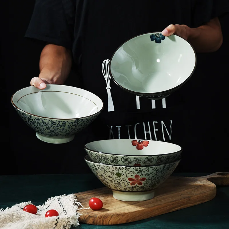 High Temperature-Fired Under Glazed Hand-painted Japanese Style Porcelain Bowl for Restaurant