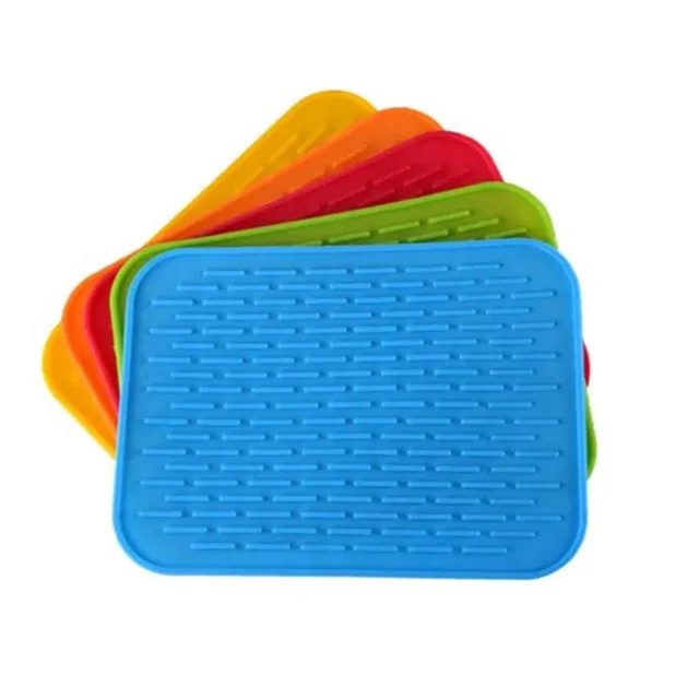 Wholesale Kitchen Multi-function waterproof filter cup kitchenware Splash pad waterproof silicone under sink liner drain mat