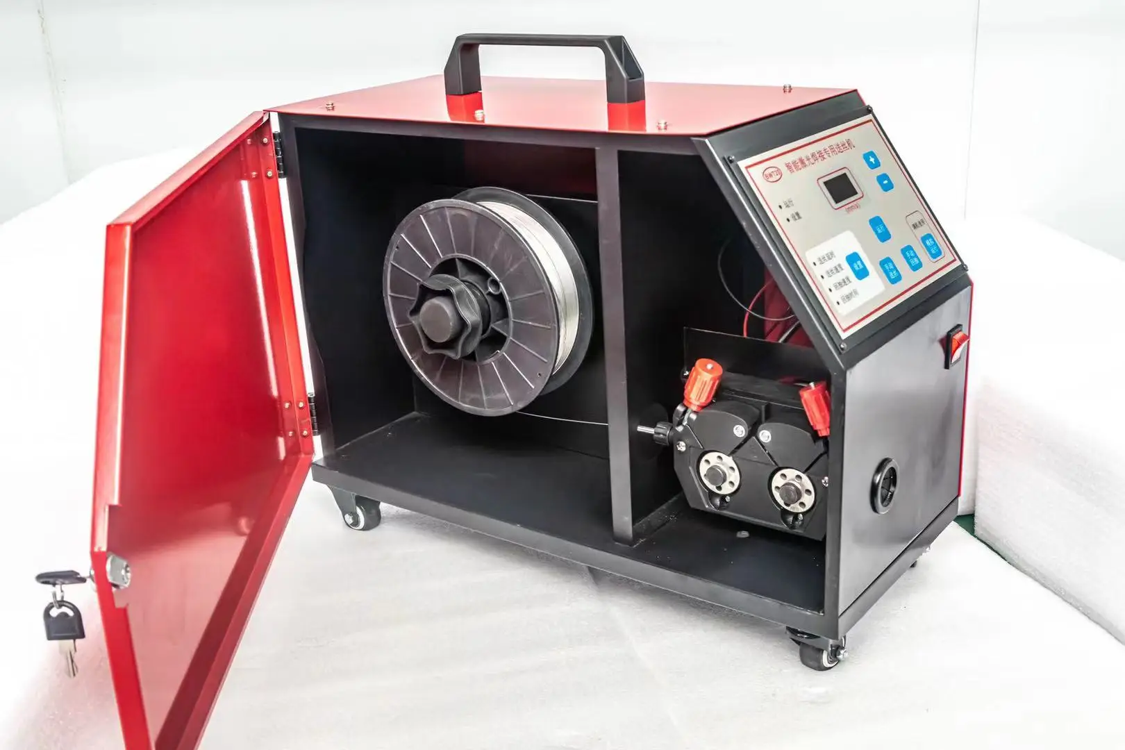 Portable stainless steel 1500w laser welding machine with wire feeder India price