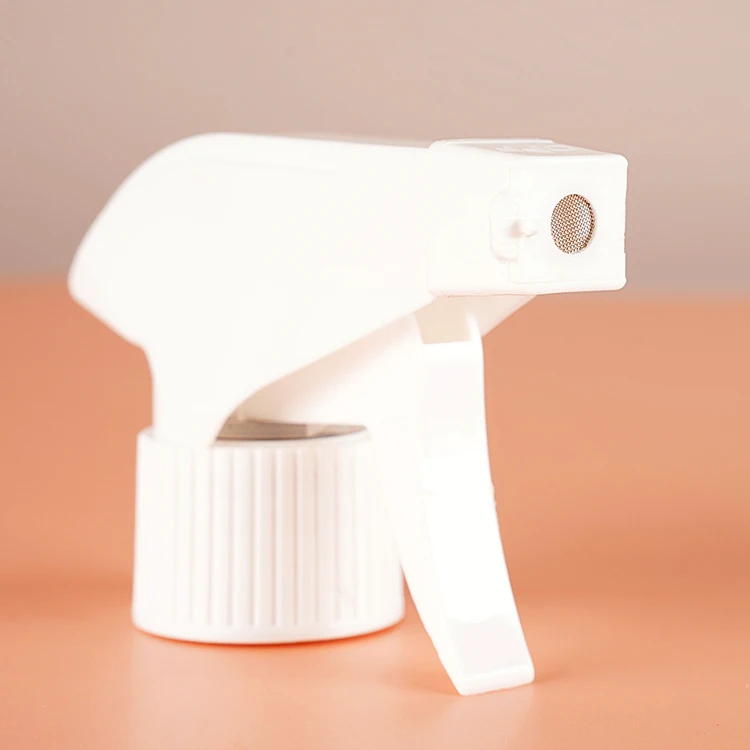 Hot Selling 28mm All Plastic Cleaning Trigger Sprayer Bottle Garden Watering Flower Cosmetic Spray Bottle