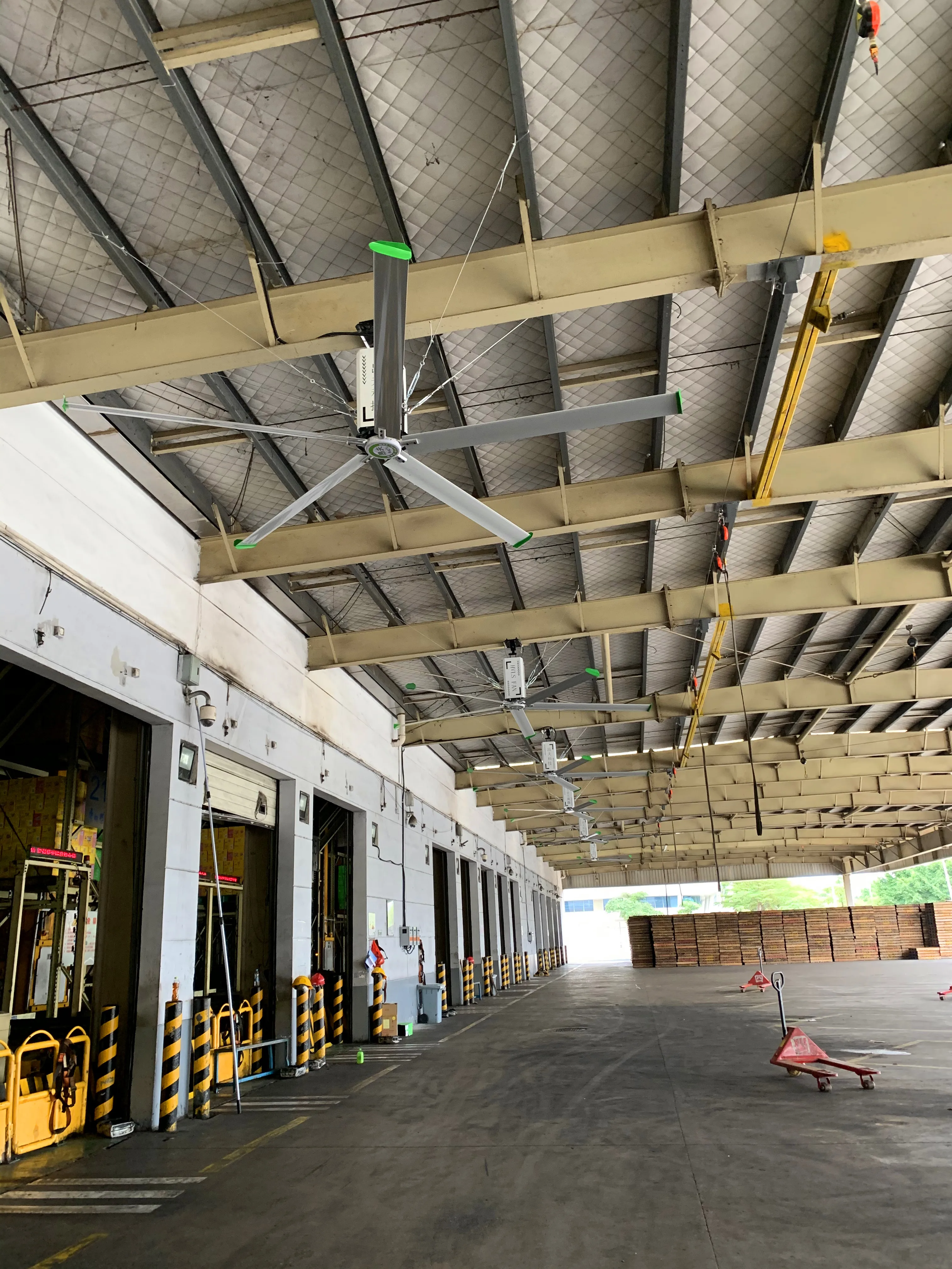 
industrial silent ceiling hvls fan 