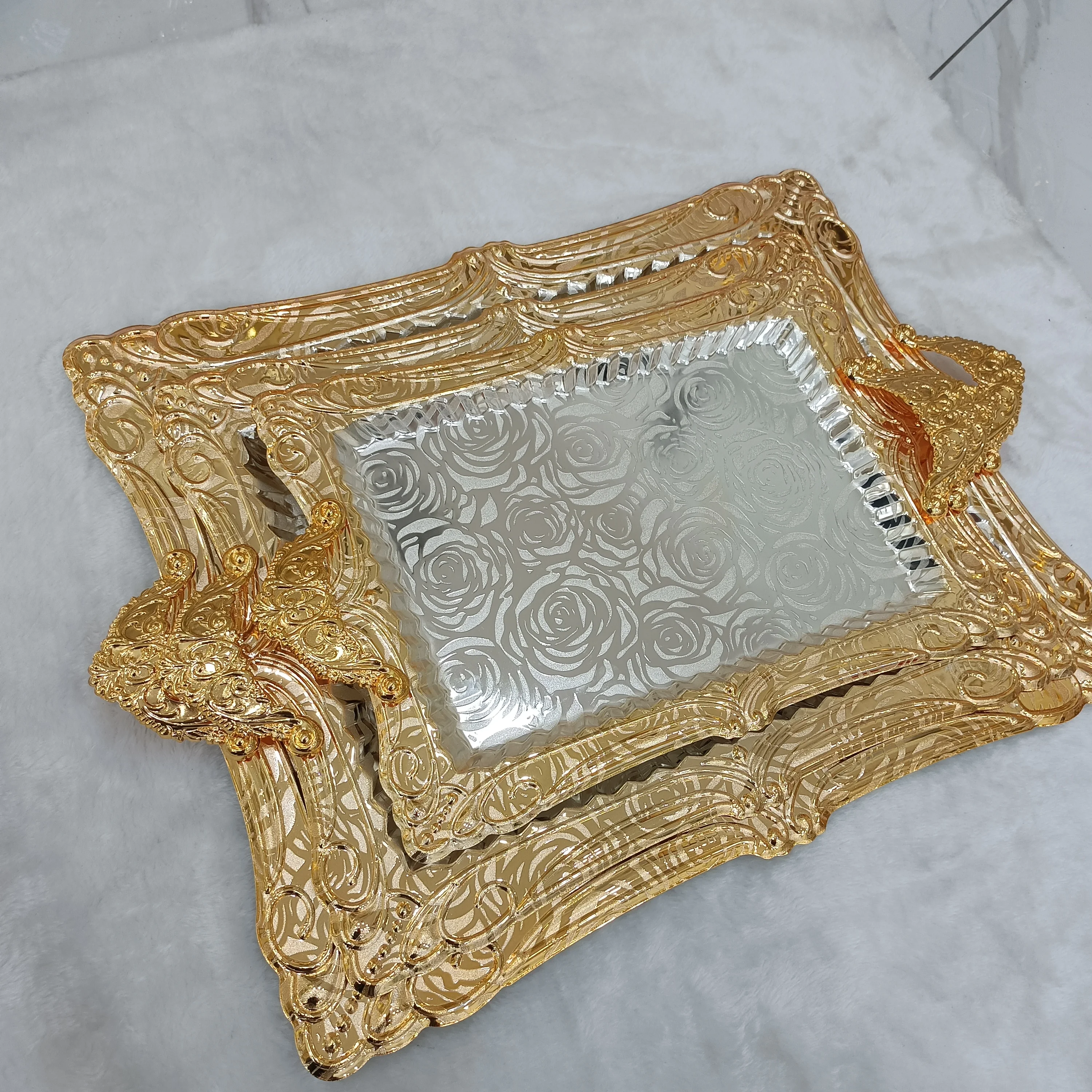 Wholesale New Trendy  Moroccan Handcrafted Copper Tea Tray Engraved Metal luxury Arabic Table Serving Tray With Handles
