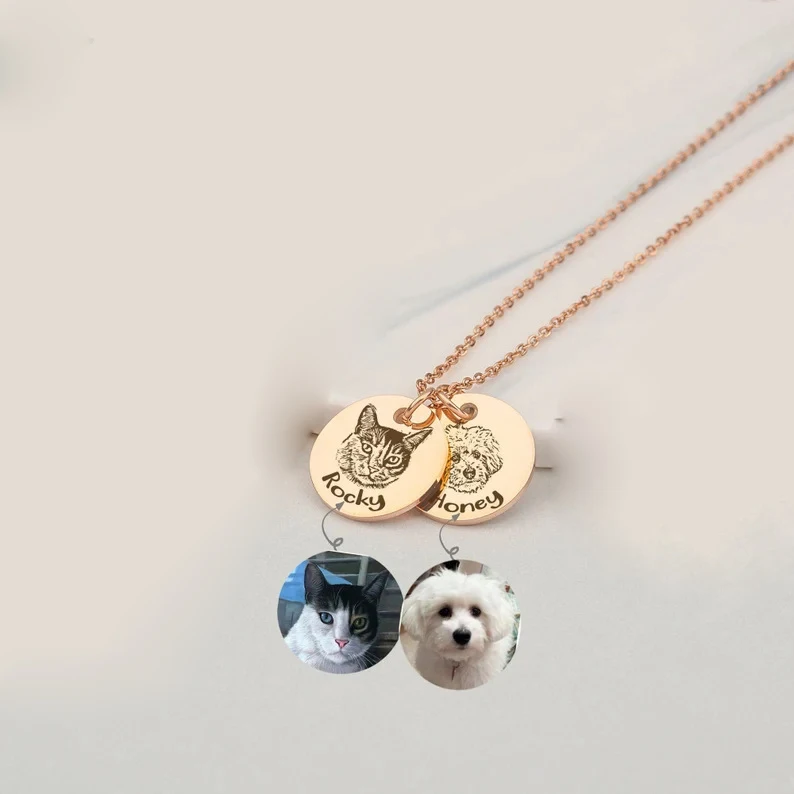 2024 Pet Portrait Necklace Custom Cat Dog Photo Jewelry Pet Birthday Gift for Pet Lover Engraved Portrait Necklace