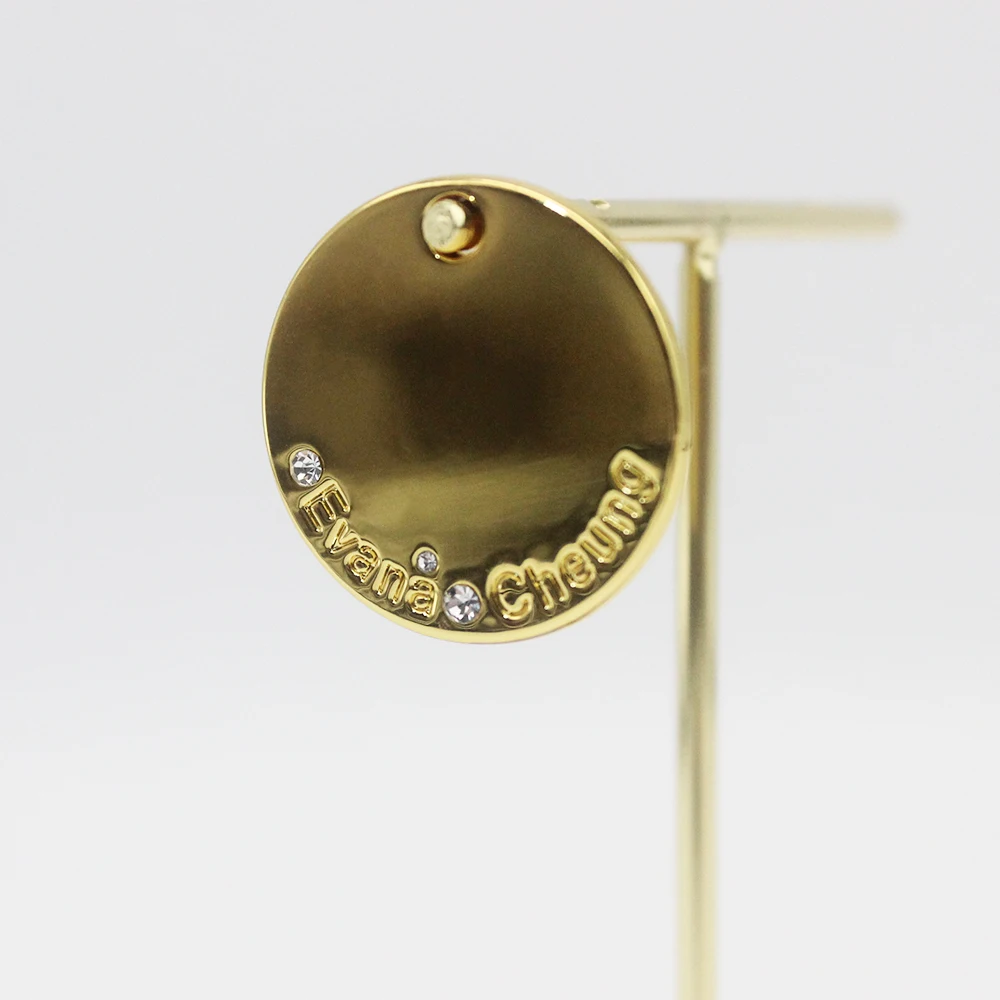 Customized Style Metal Hang Tags Knapsack Hanging Charms Custom Diamond Inset Metal Pendants OEM ODM Enamel Logo Tags