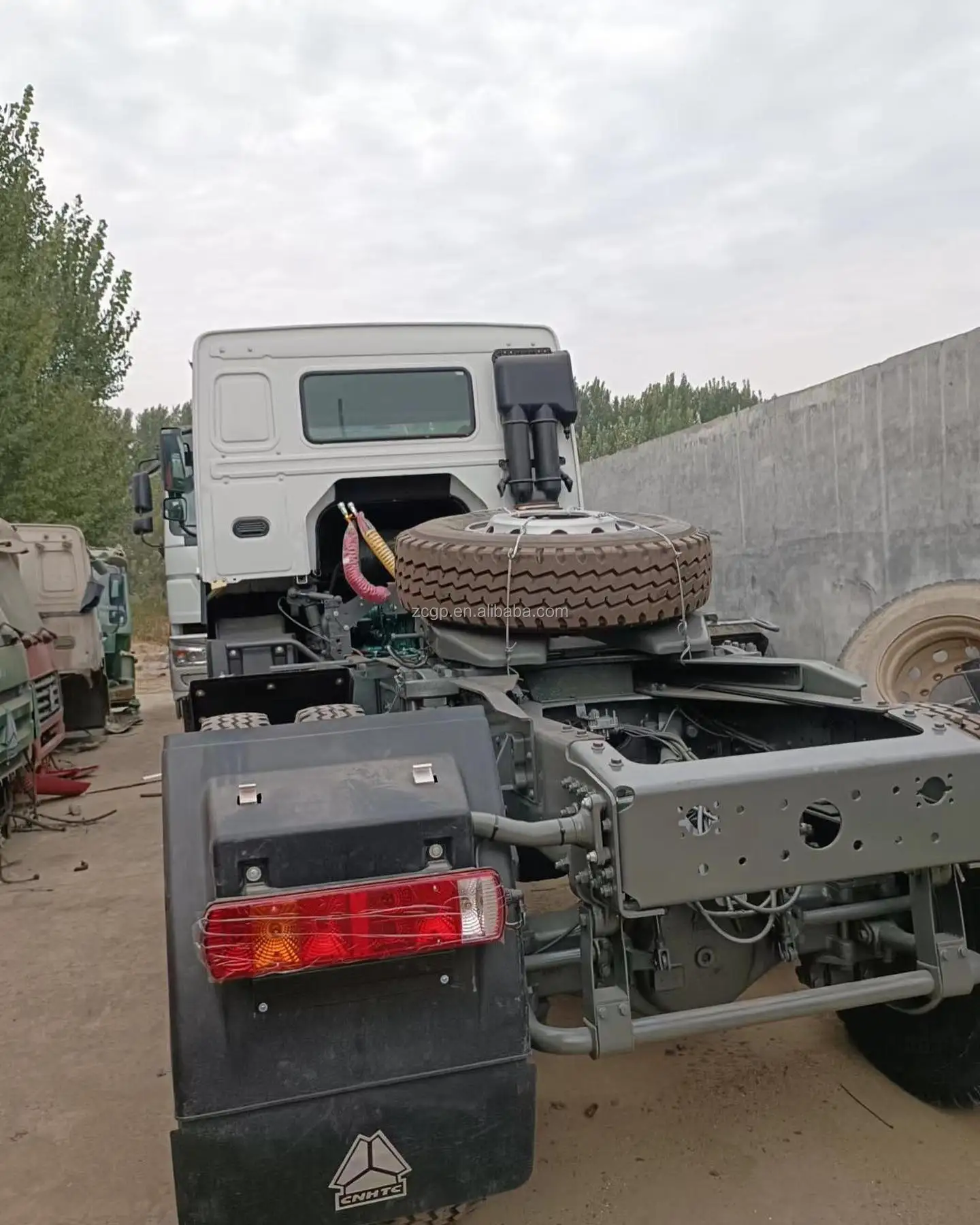 howo 375 truck head 20-25t 6x4 second-hand trucks for sale