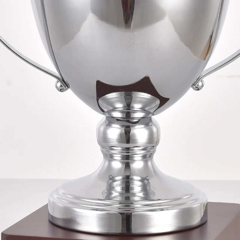 2023 Martial Arts Trophies Award With Wood Base Factory Made Gold Plated Trophy