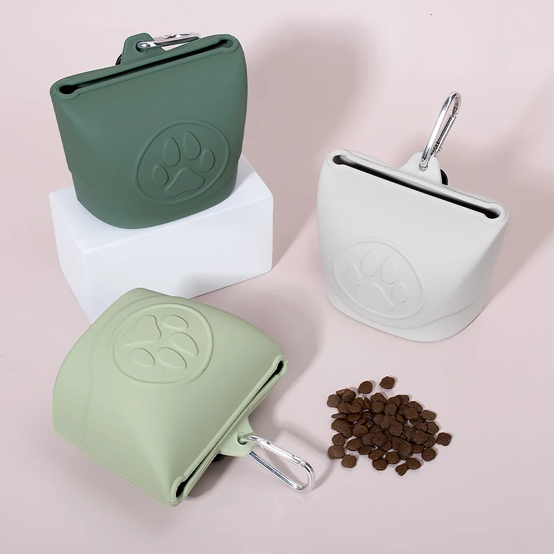 Guangdong manufacturer dog treat training pouch bag silicone dog treat pouch portable dog treat pouch bag