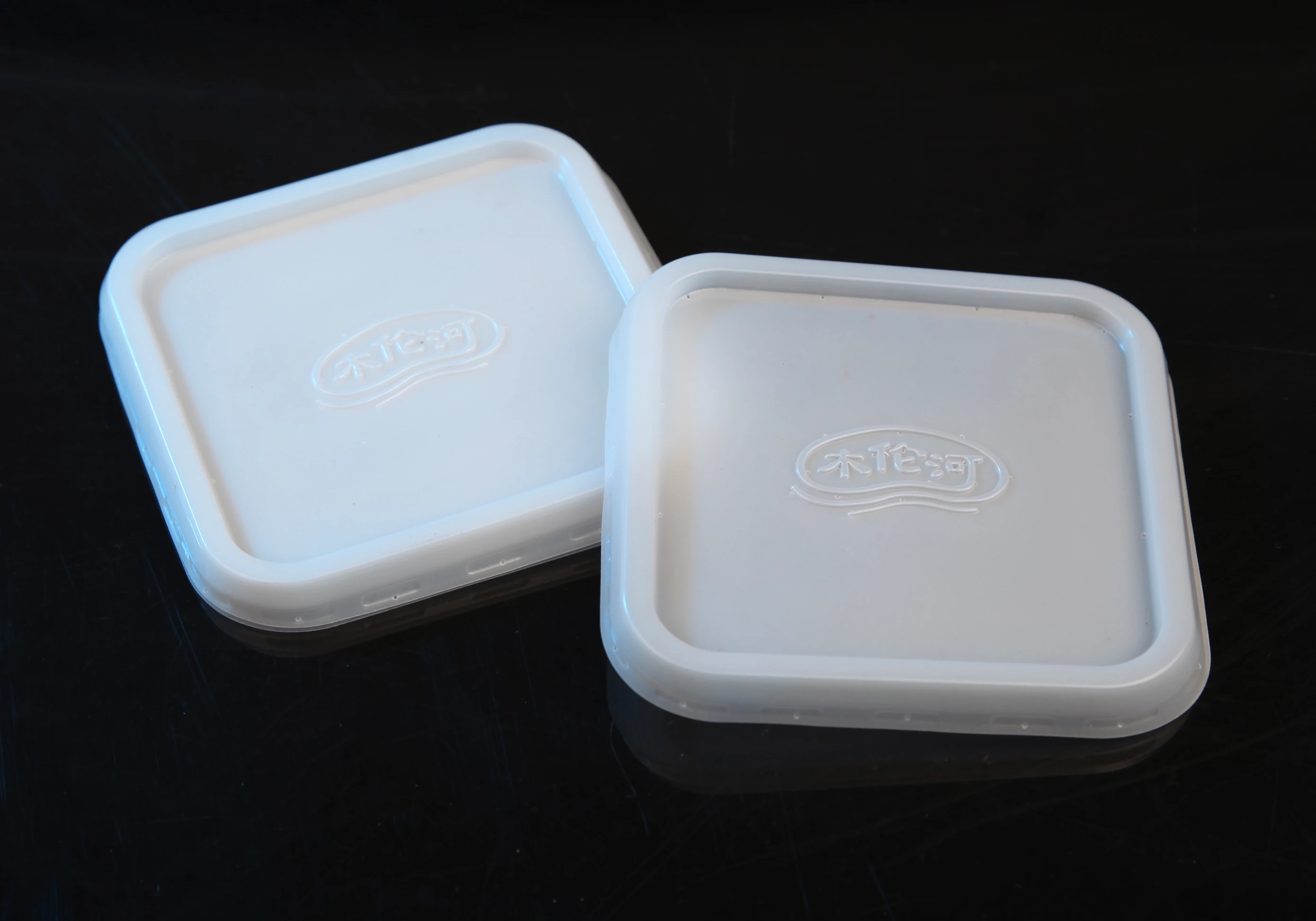 FJL-400A PS/PET/PVC AutomaticPlastic Lids Thermoforming Machine