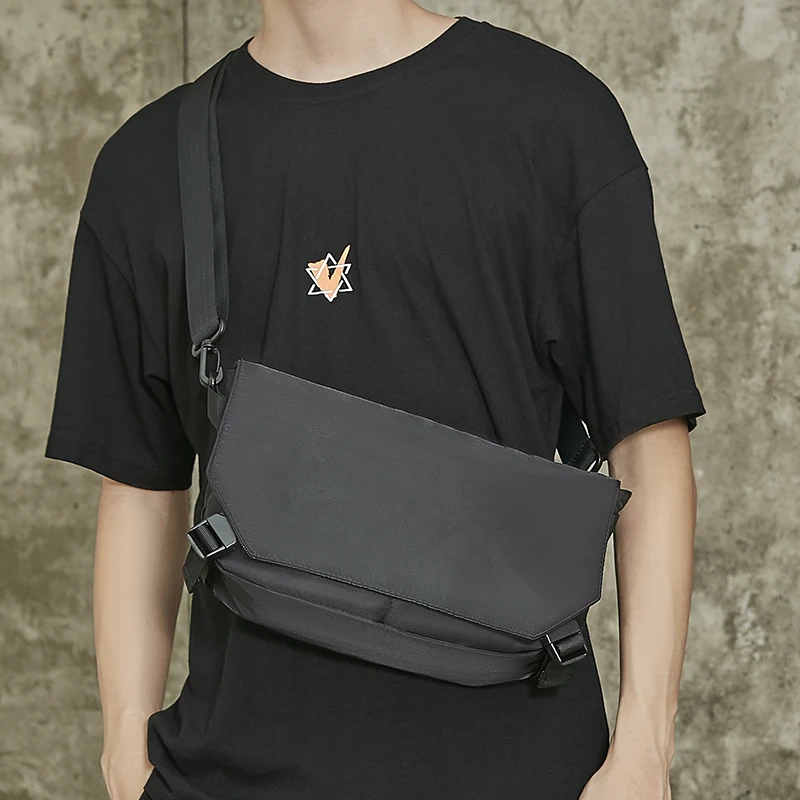  New leisure men Messenger bag Oxford cloth shoulder fashion postman