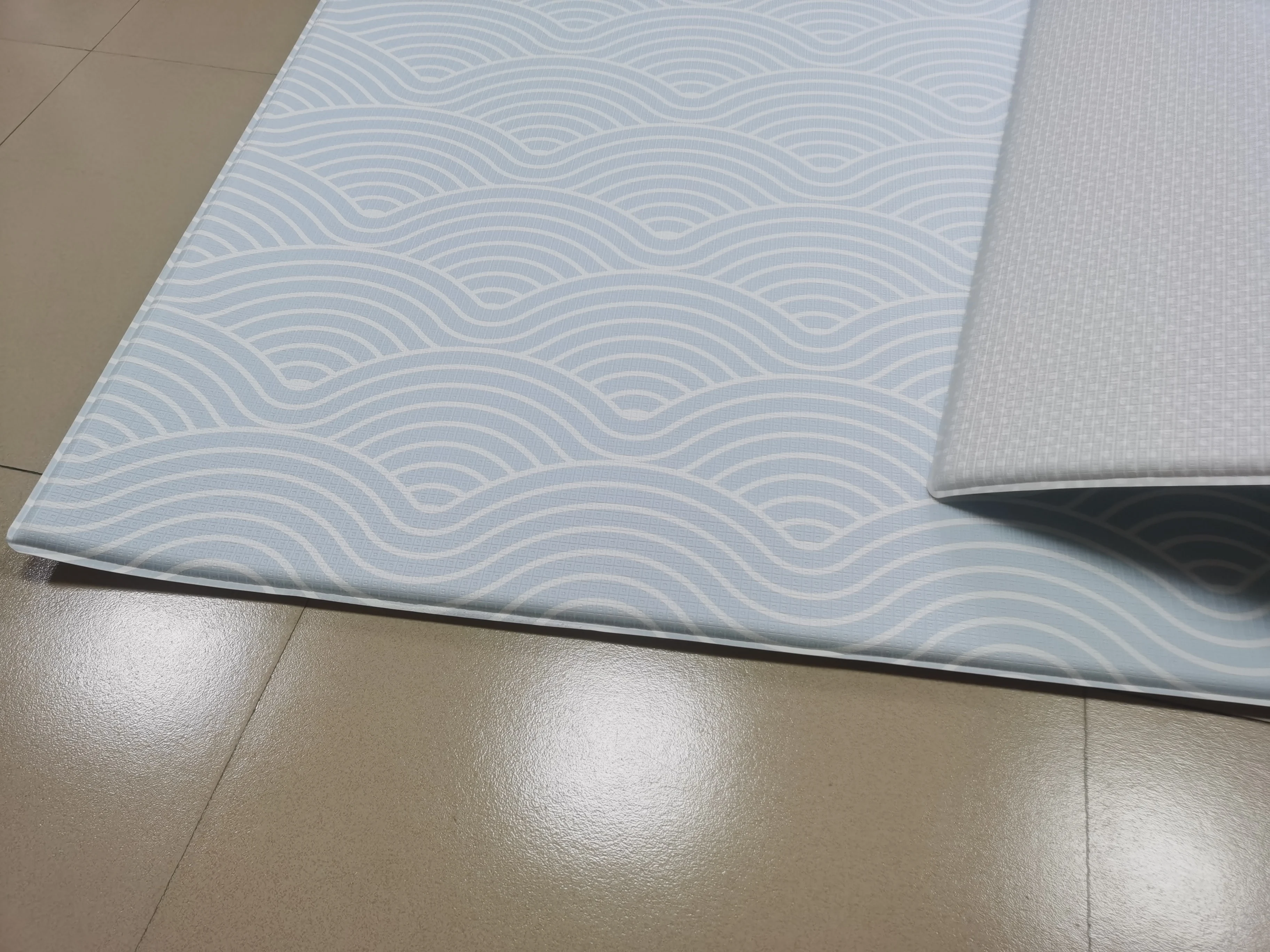 200x180cm Baby Kids Floor Play Mat Rug Picnic Cushion Crawling Mat Waterproof Play Mat