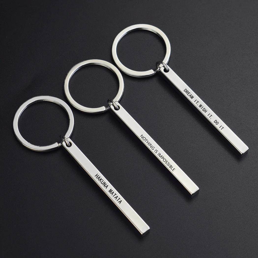 Simple Design Metal Keychain Engraved Words Hakuna Matata Square Vertical Bar Pendant Keychain For Daughters Gifts