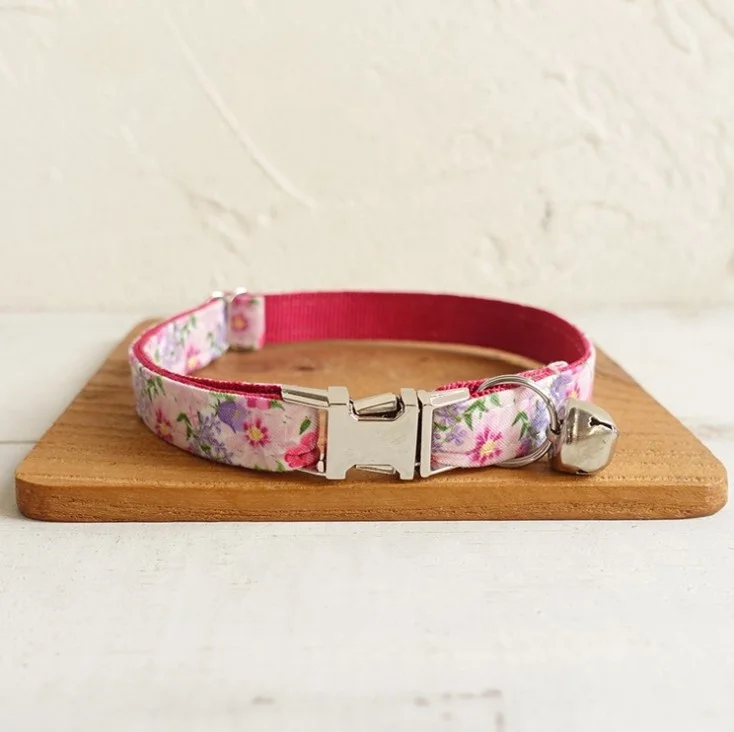 Cute bowtie cat collar personalized name floral lightweight cat safety collar bowties durable high quality soft cat collar bell