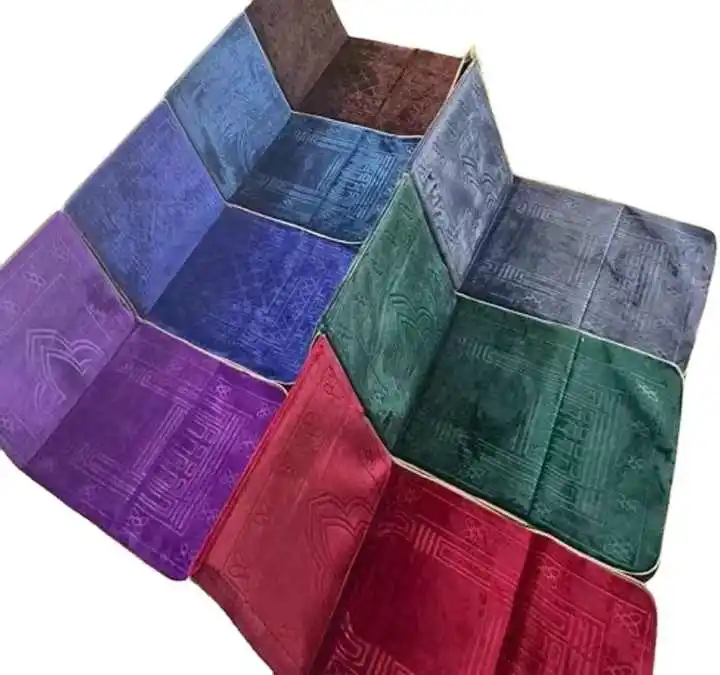 Fast delivery Mosque Velvet Foam Rug Mosque Carpet Praying Rug Muslim Praying Mat Velvet Prayer Rug For Wholesales