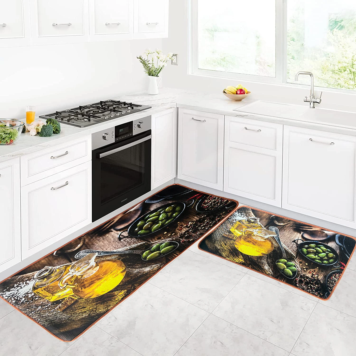 Hot selling crystal velvet carpet can be customized oversized non-slip, oil-proof, washable kitchen floor mats.