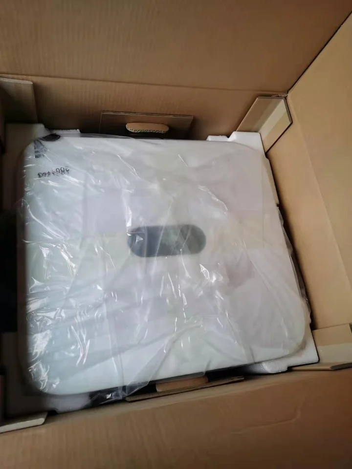 5KW 8KW 10kw 12KW three phase SUN2000-5KTL-M1 on-grid hybrid solar inverter For Home solar system