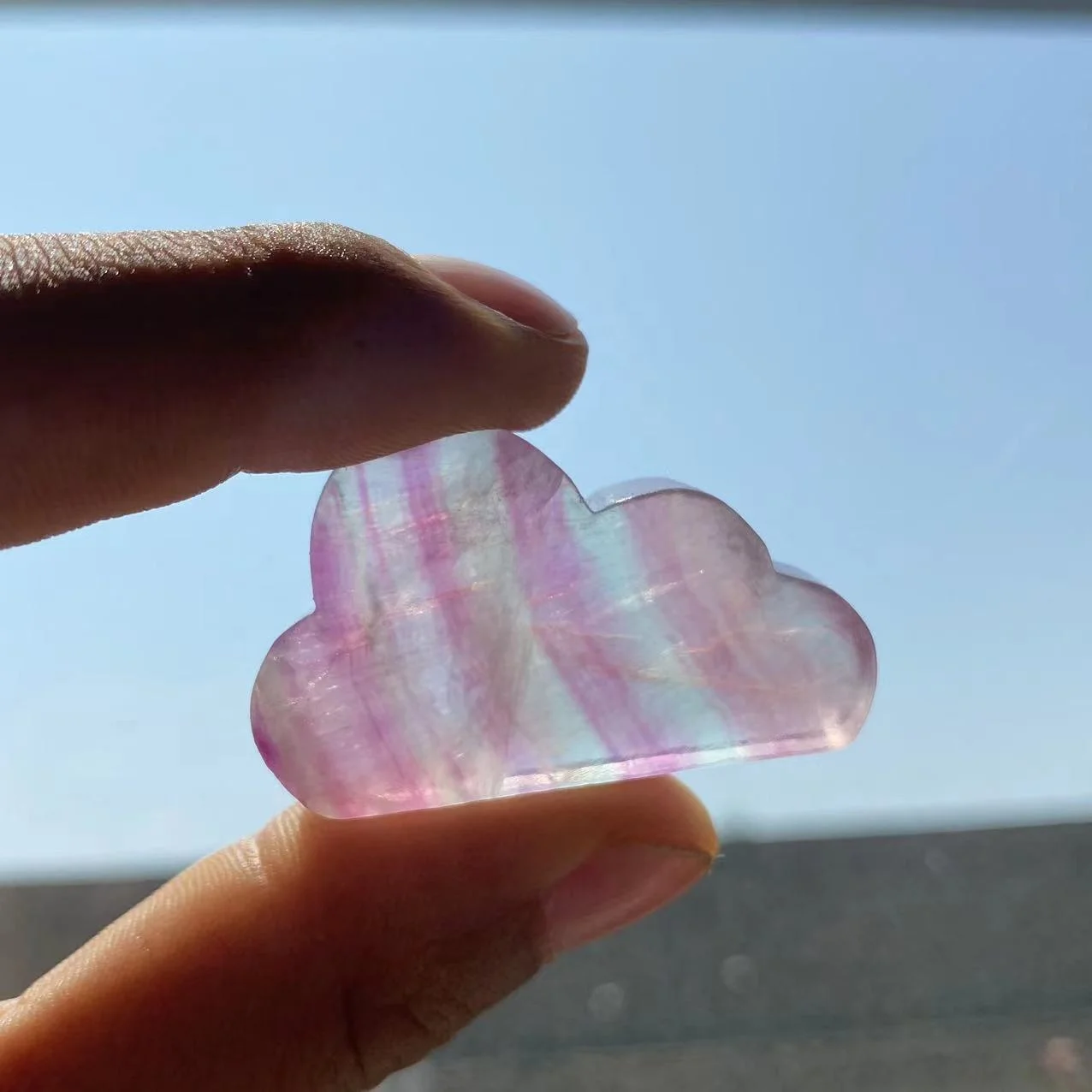 Wholesale Price Natural Candy Rainbow Fluorite Cloud Crystal Carving Crafts Lovely Home Decor Holiday Gifts