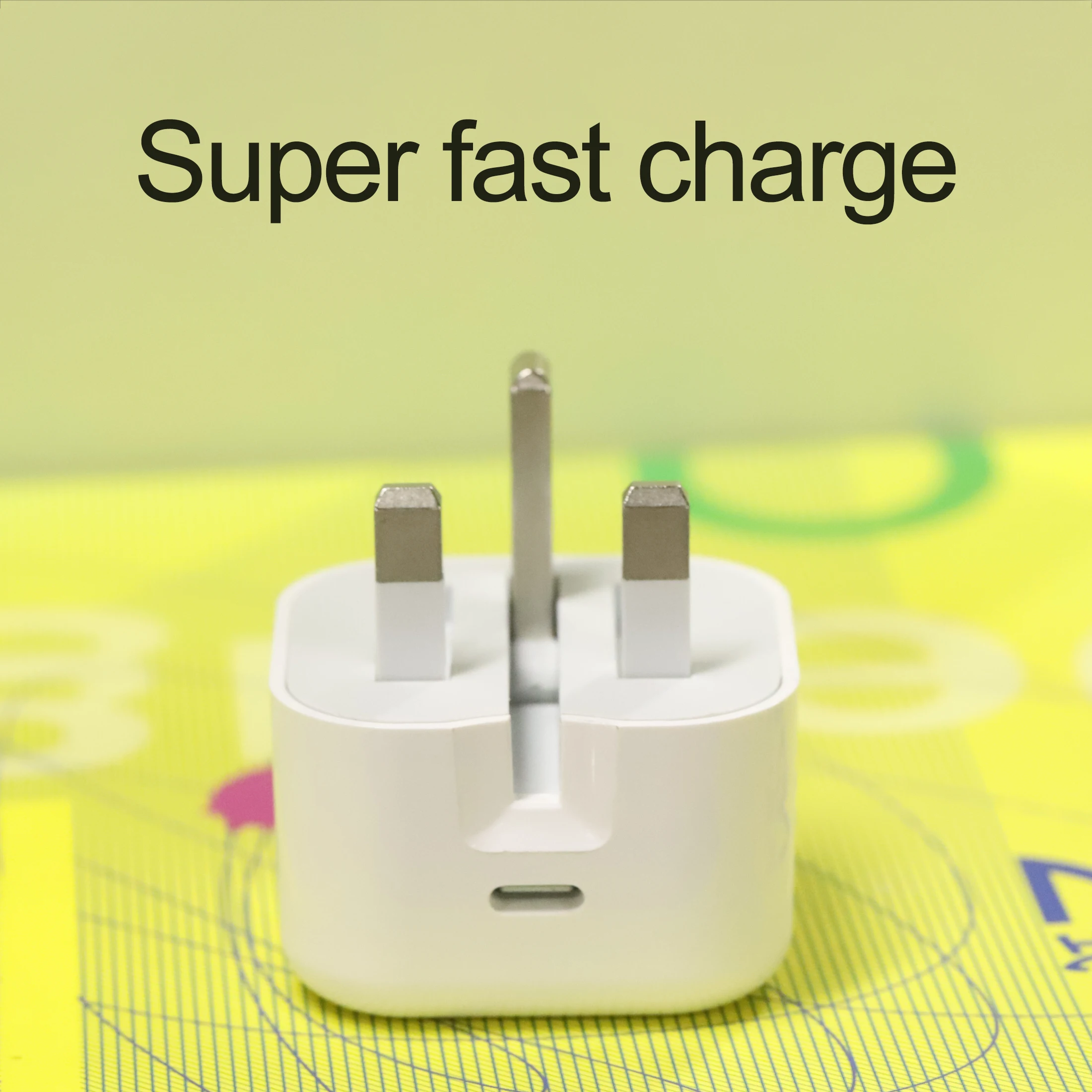 UK Plug 5W/12W/20W Charger PD Fast power Charging USB C Power Adapter 5V/3A 9V/2.22A for iPhone charger