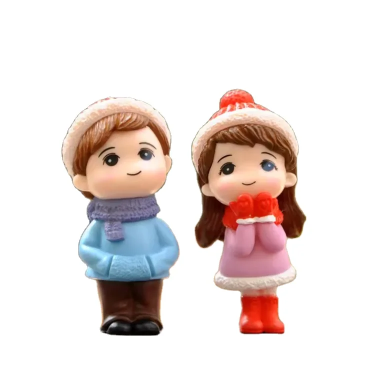 Winter Lover Couple 3D Doll Action Figure for Girl Boy Gift Miniature Pvc Craft Ornament Figurines Cake Car Desktop Decor
