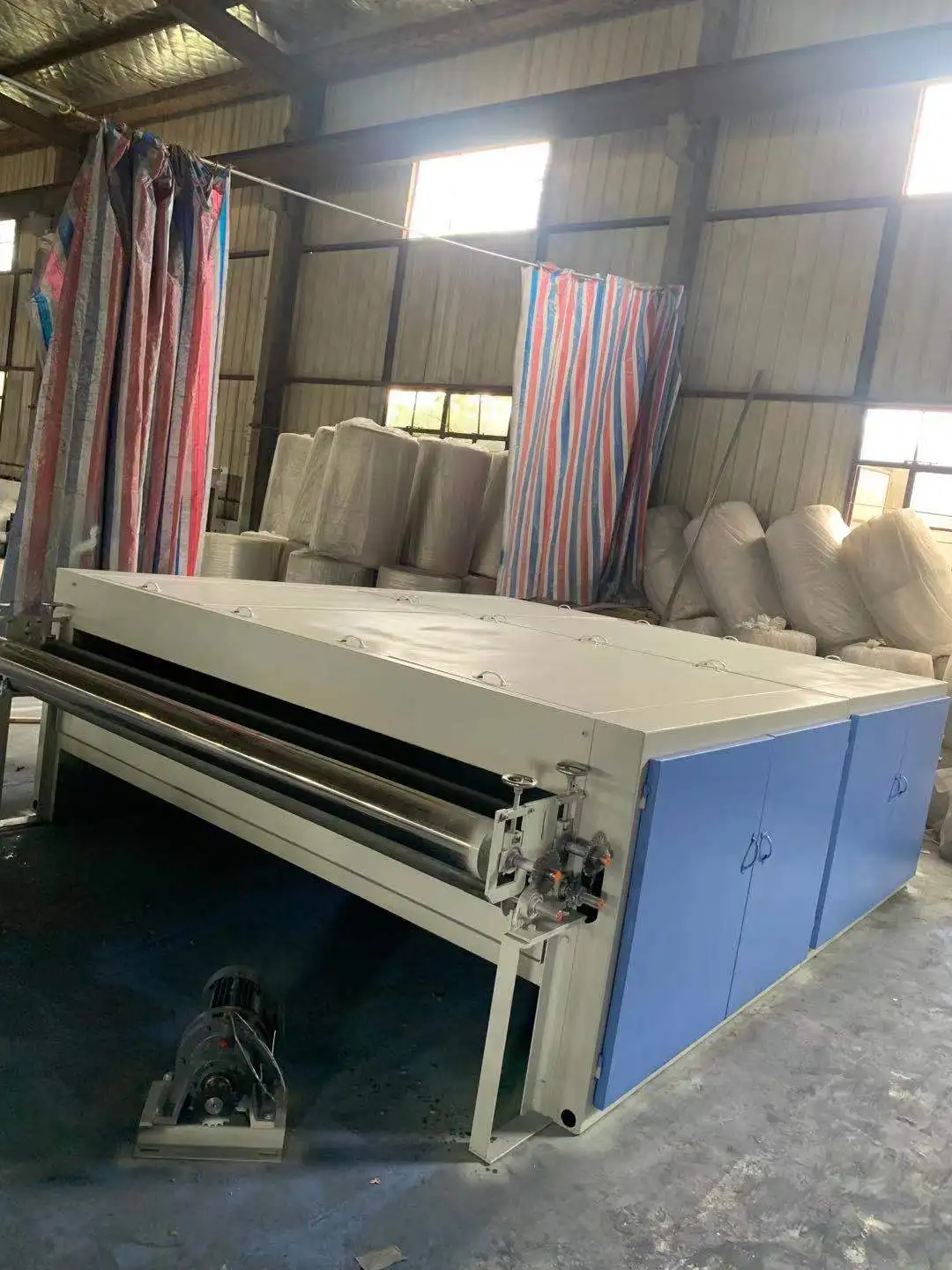 high speed nonwoven polyester staple fiber wadding production line carding machine