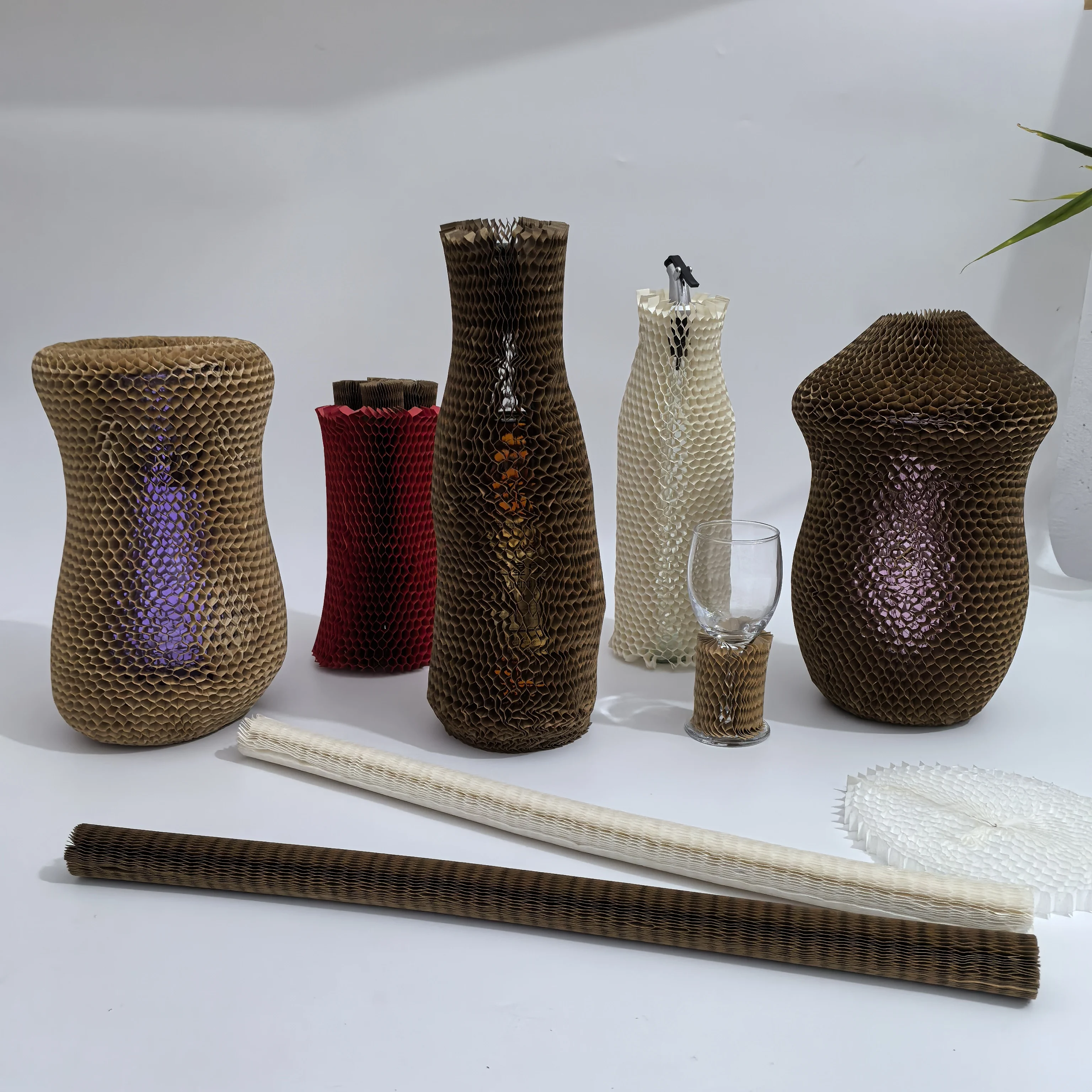 Choose Honeycomb Wrap Packaging Paper Rolls For A Sustainable, Protective Option That Impresses!