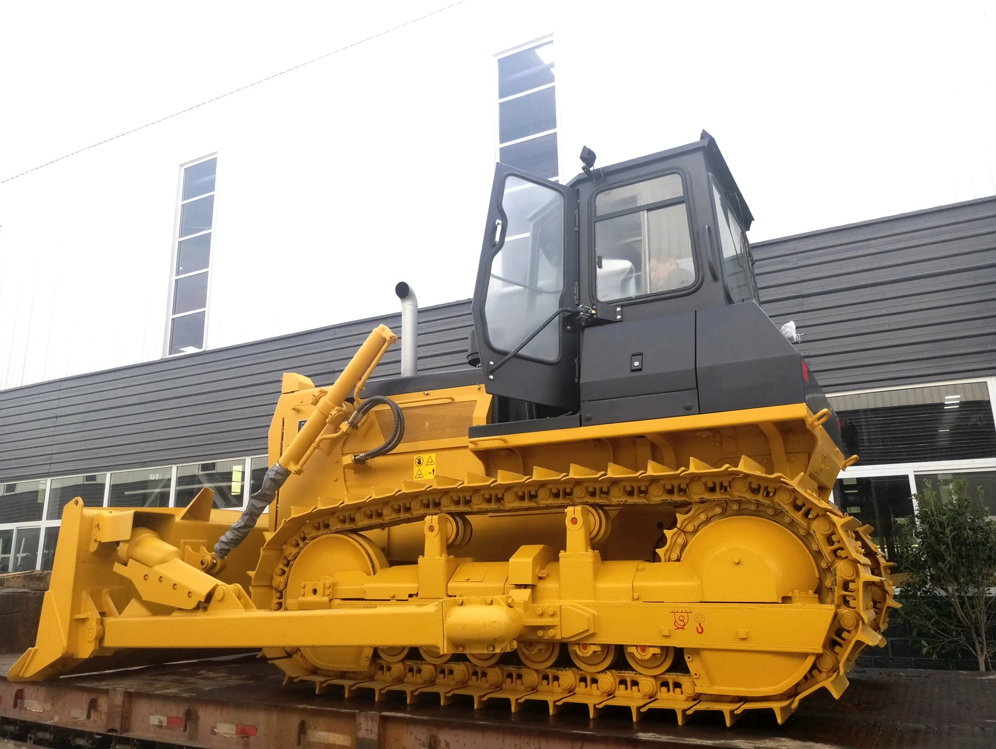 TOSH High Efficiency Dozer Bull dozer Prices New 160HP Crawler Bulldozer