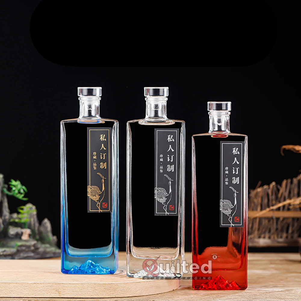 China Factory Customized 500ml clear square empty glass wine bottle Liquor Spirits Bottles For Vodka Whiskey alcohol drinking