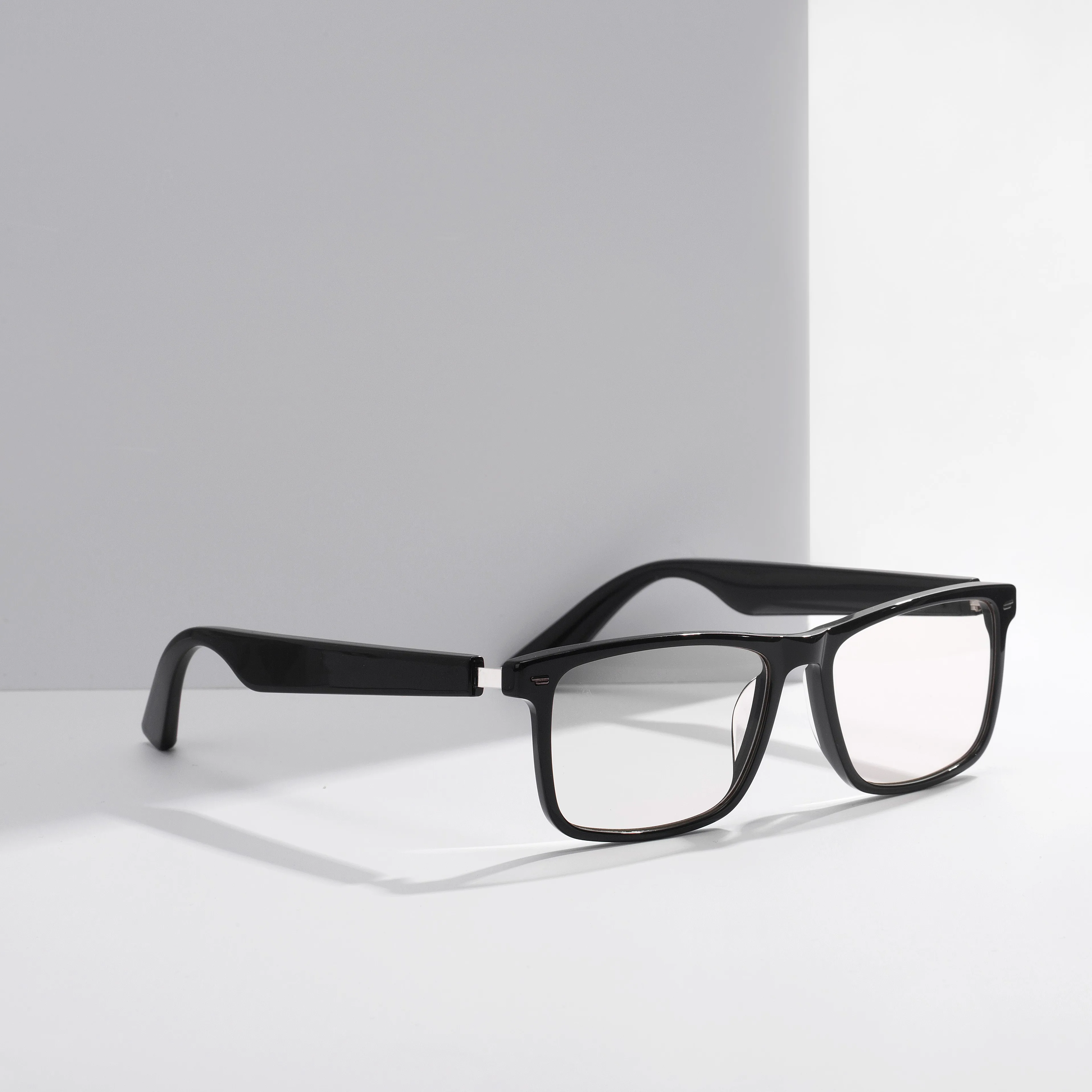 CNW New Design Smart Anti-blue light Glass Virtual Reality Games 3d Ar Daily Wear Blue tooth WIFI earphone glasses