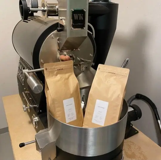 
Factory outl coffee roaster machin 1kg / 1.5kg coffee shop special electric heating and gas heating baking Roasted bean machine 