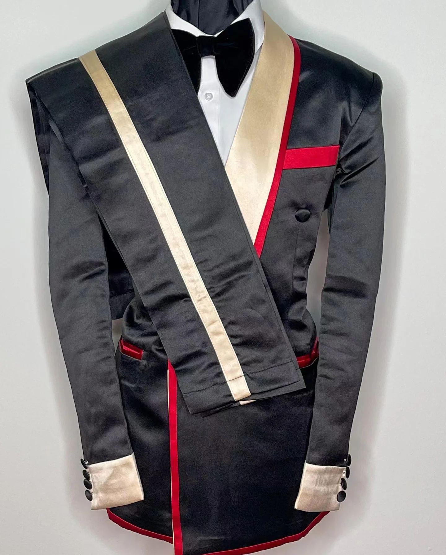 Black White Color Matching Satin Men Wedding Tuxedos Suits Groom Tailored Party Prom Coat Business Wear Outfit 2 Pieces