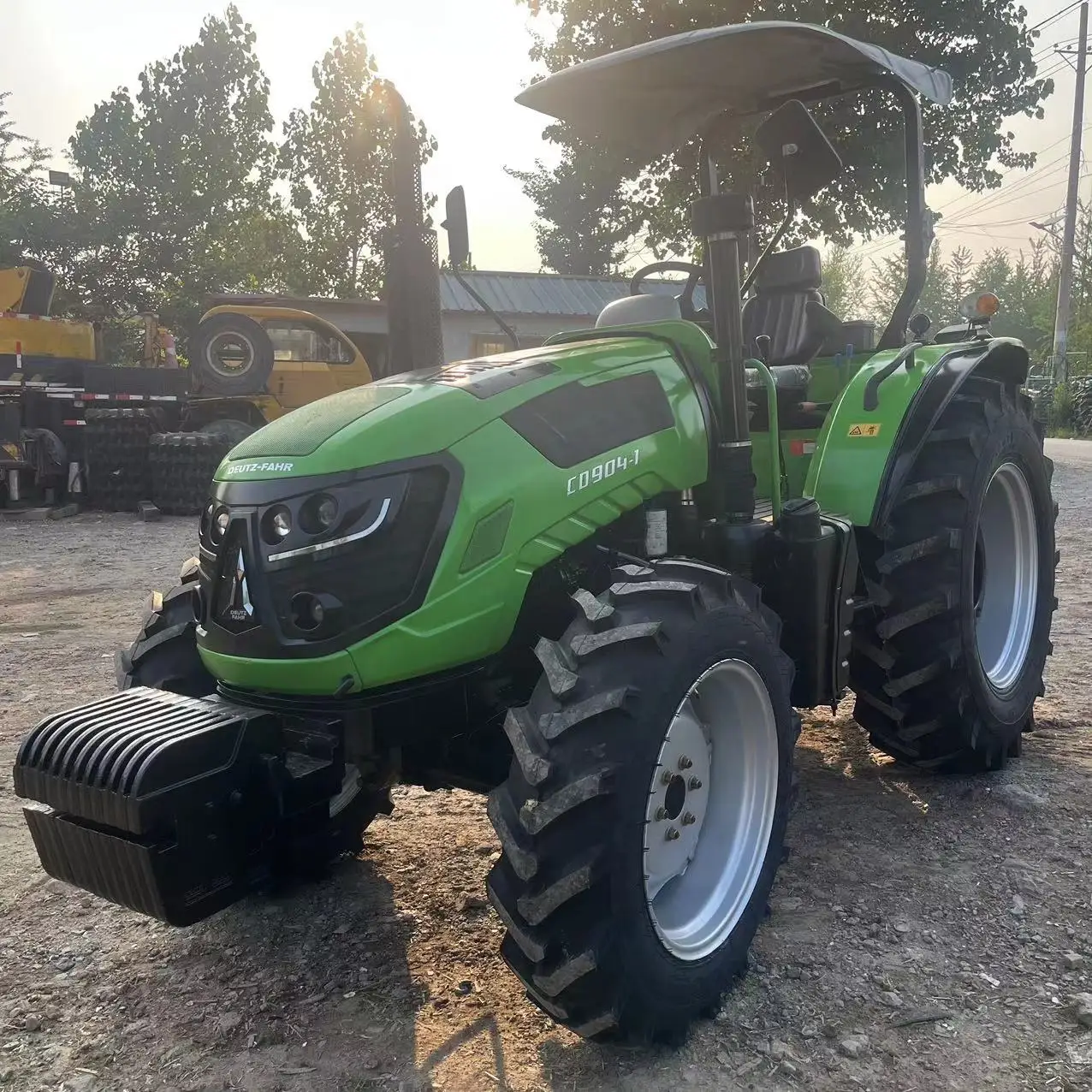 90hp 4wd высокое качество Подержанный трактор в низкой цене