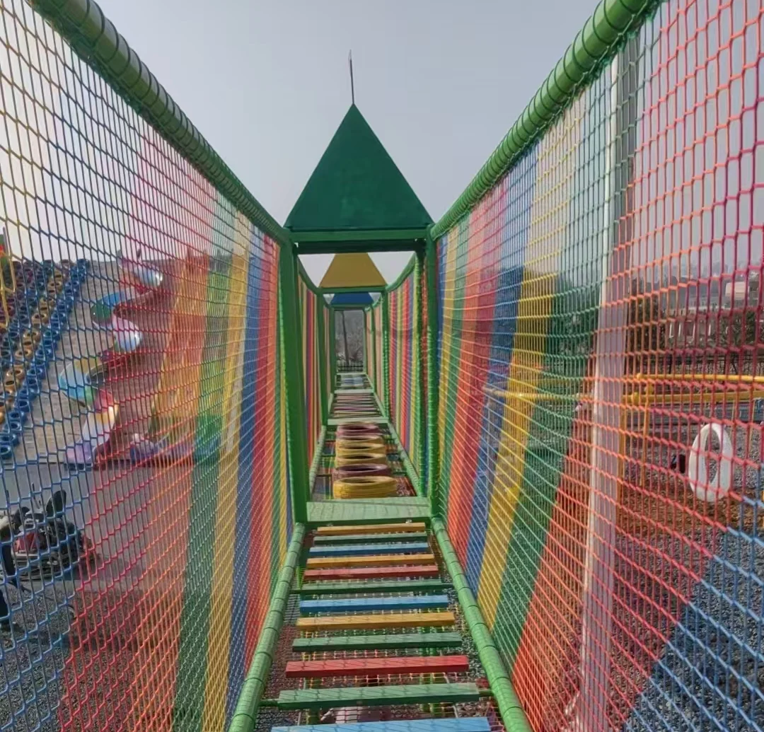 Portable Steel Playground Equipment Small Mobile Business Easy Installation Kindergarten Play Colorful PE LLDPE School Party