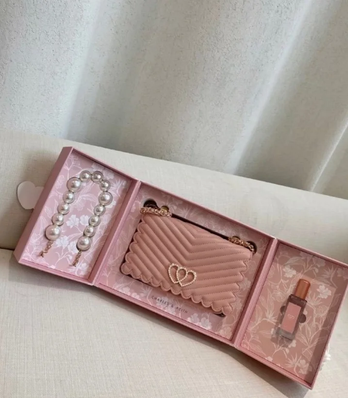 
charles keit bags 2020 Pearl bag perfume gift box ruffle quilting pearl love pearl hand strap 
