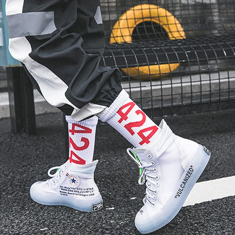 No Minimum Order Wholesale Custom Embroidery LOGO Cotton Long Mixed Color Unisex Men Drawstring Letter Black White Sport Socks