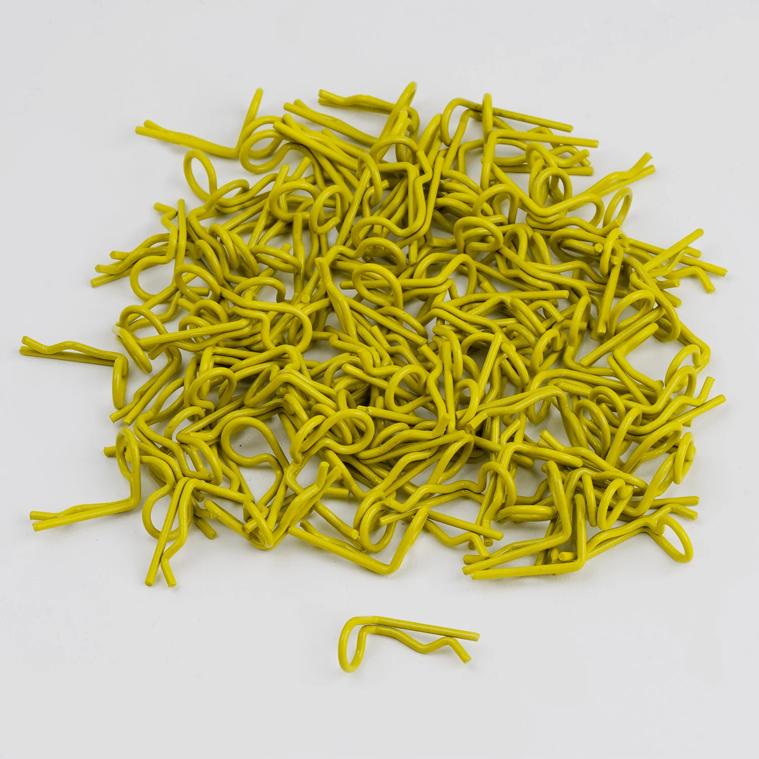 Cotter Pin Assortment Kit,R Clips Zinc Plated Retaining Pins, Spring Fastener Hair Pin for Use on Hitch Pin Lock Multiple Sizes