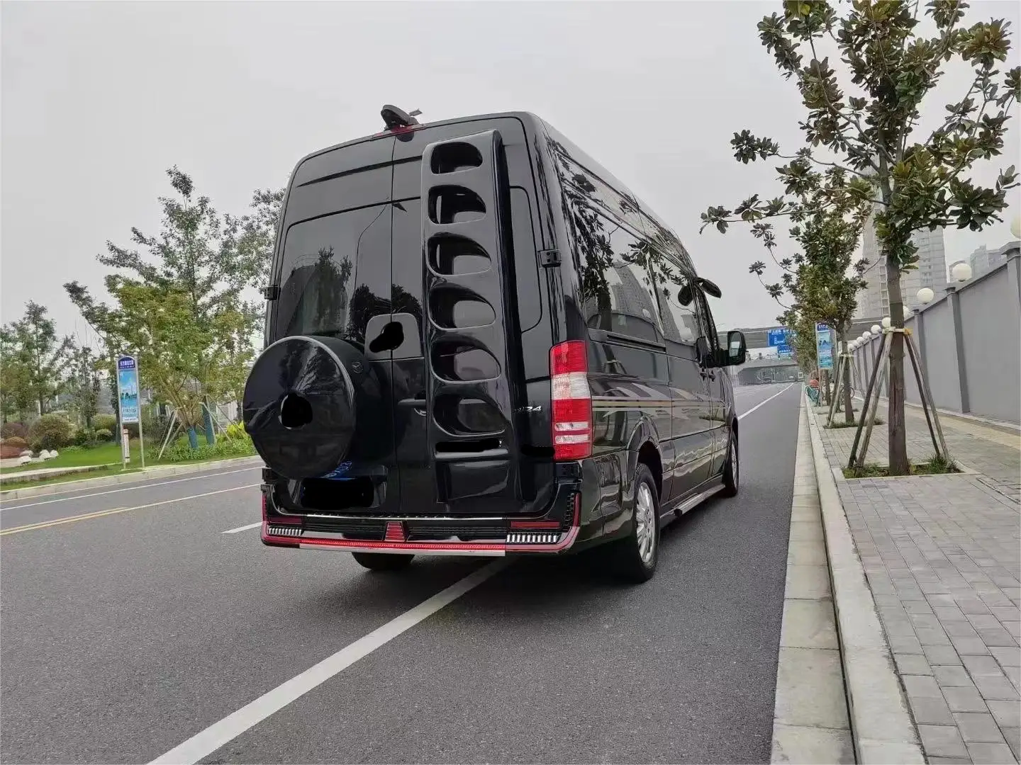 Best Seller VIP Customized Mercedes Sprinter Luxury Accessories Interior Upgrade W906 W907 2500 170 144 3500 170