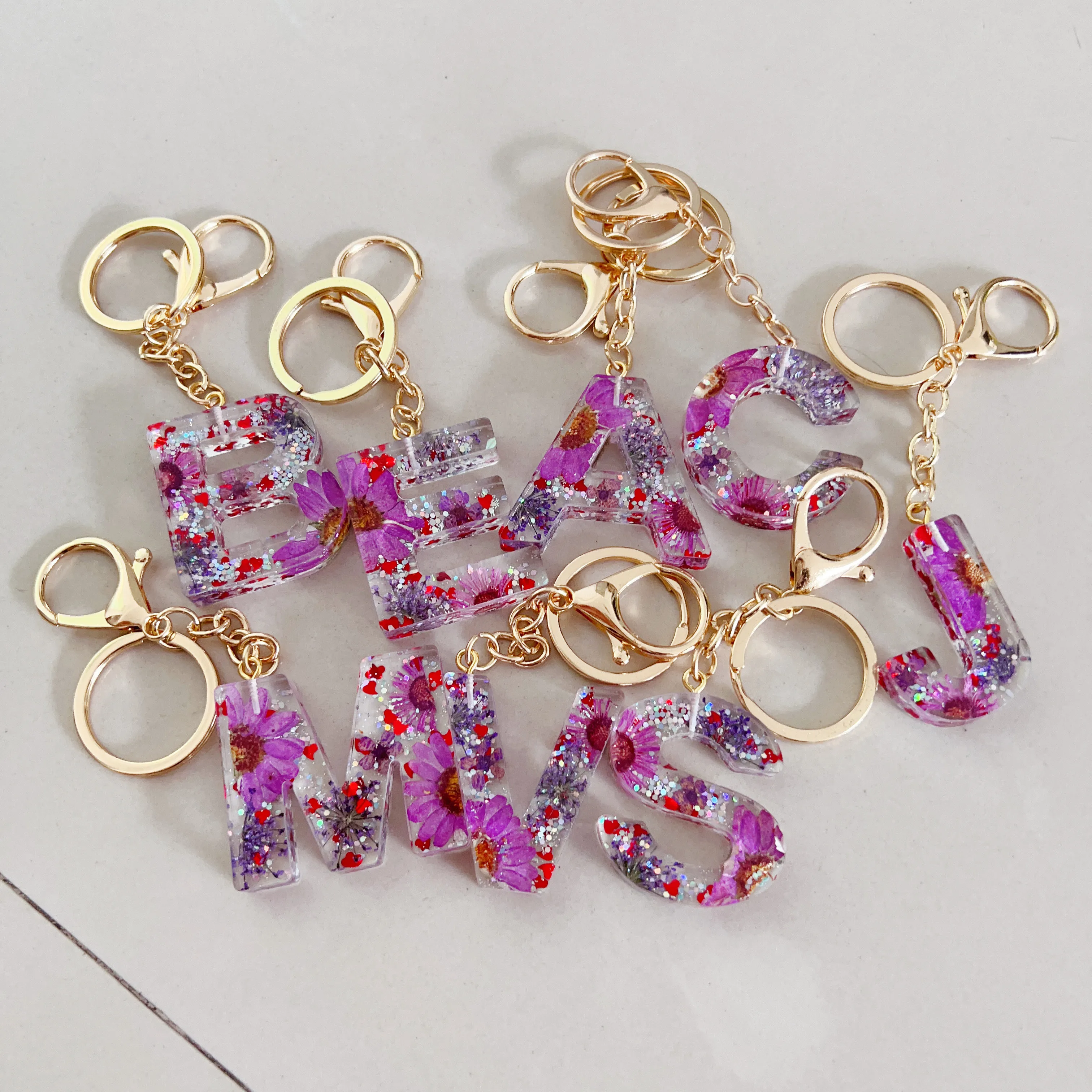 Acrylic epoxy Initial Resin 3D Lettering Gold Ring Accessories Keychain  Kpop wallet keychain Couple car Keychains